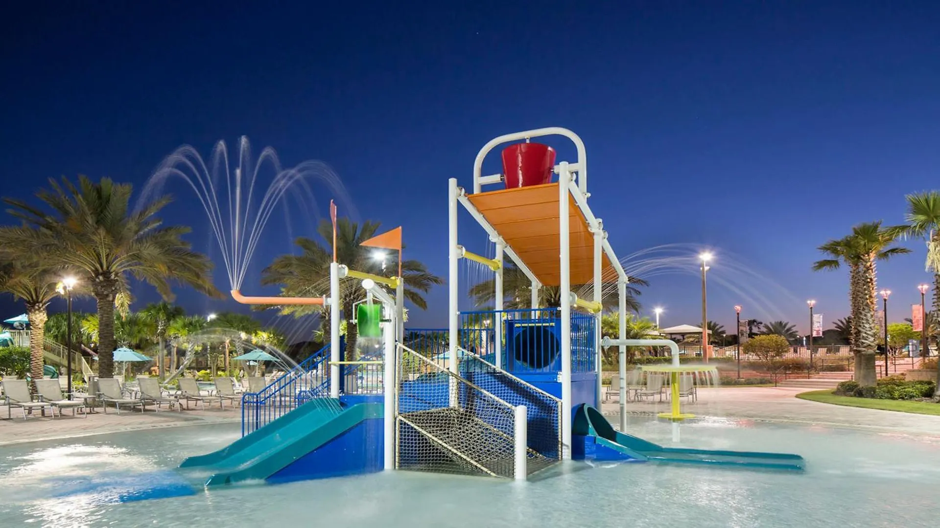 Orlando Luxury: Pool, Theater, Near Parks Villa Davenport Holiday home